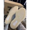 圖片 Adidas YEEZY BOOST 350 V2 Cloud White 冰藍 球鞋FW3043