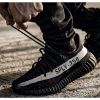 圖片 Adidas YEEZY Boost 350 V2 "Oreo" 黑白配色 球鞋 BY1604