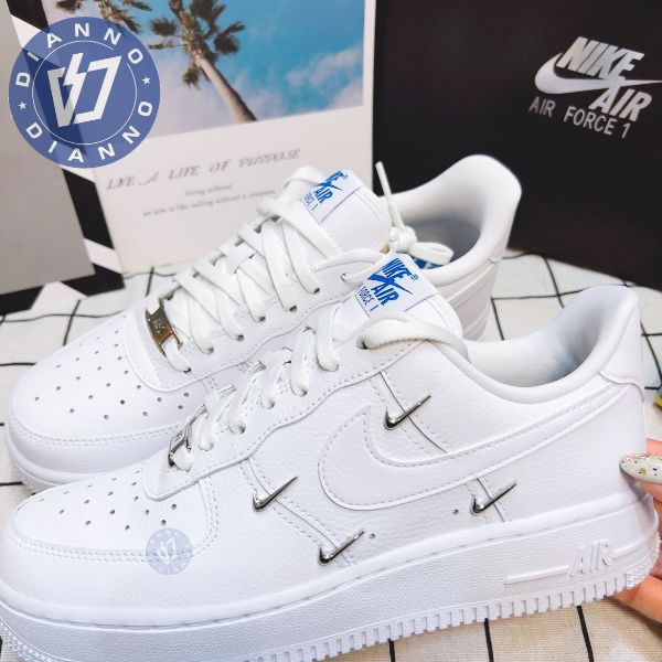 圖片  帝安諾-實體店面 Nike Air Force 1 '07 白 銀鉤 銀鞋扣 藍白 泫雅同款 CT1990-100