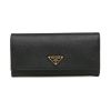圖片 PRADA SAFFIANO TRIANGOLO 女款按扣長夾 黑色  1MH132QHH F0002