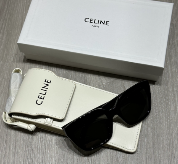 圖片 Celine 字母墨鏡附小包