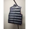 圖片 MONCLER 內紅紫色LOGO羽絨背心