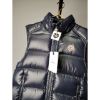 圖片 MONCLER 深藍底貼布LOGO羽絨背心