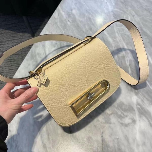 Delvaux 小款Alpina Calf 粒紋小牛皮Lingot 包沙丘色-zingala商店