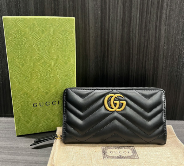 圖片 GUCCI Marmont 仿舊V字車紋拉鍊長夾