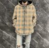 圖片 BURBERRY 格紋雙面連帽風衣