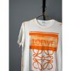 圖片 LOEWE 字體大LOGO塗鴉短T