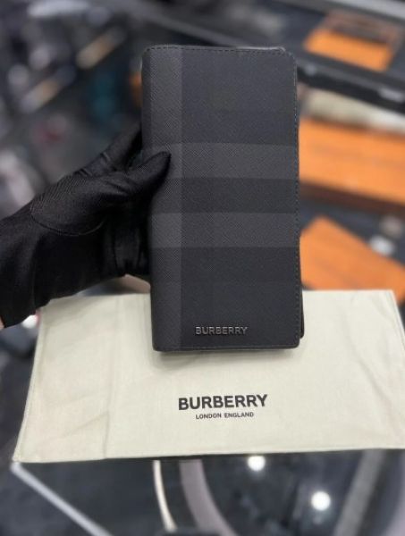 圖片 BURBERRY炭灰格紋對開長夾