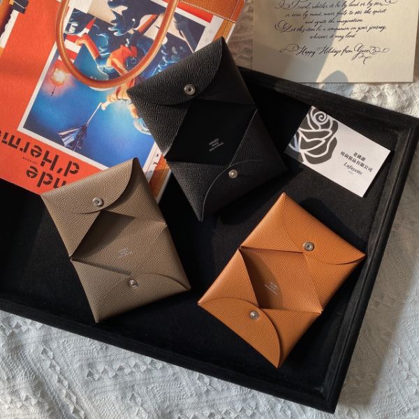 圖片 Hermès Calvi 牛皮方形暗釦卡夾包