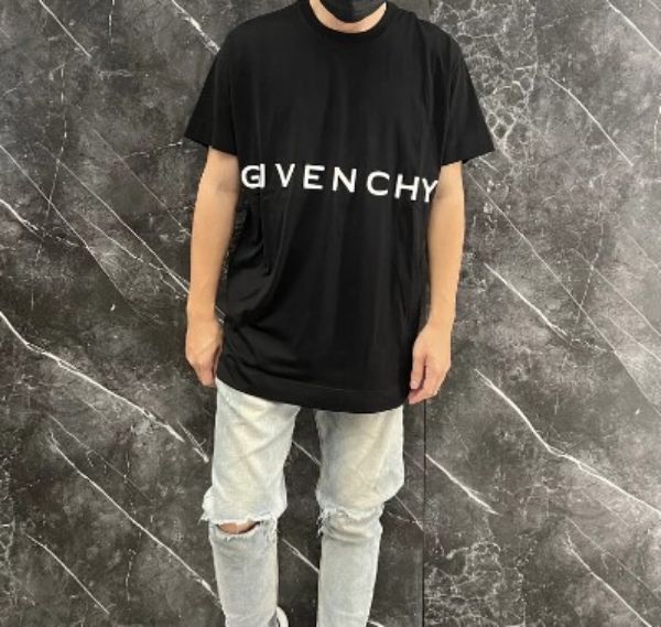 圖片 GIVENCHY 寬版T