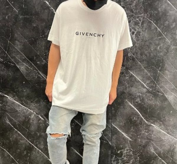 圖片 GIVENCHY 落肩寬鬆T