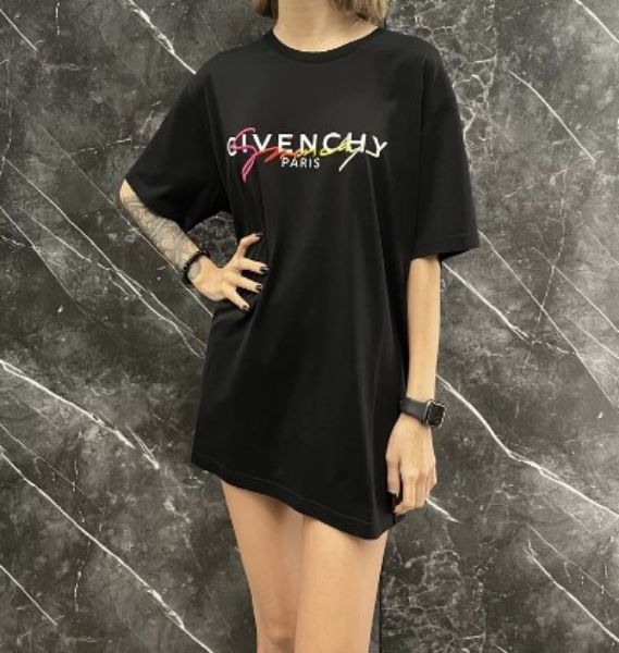 圖片 GIVENCHY 休閒短T