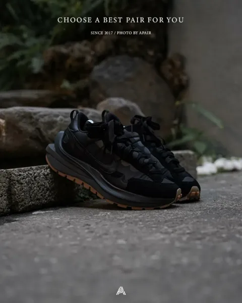 SACAI X NIKE VAPORWAFFLE Black and GUM DD1875-001