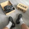 圖片 ADIDAS YEEZY FOAM RUNNER "ONYX" 黑魂