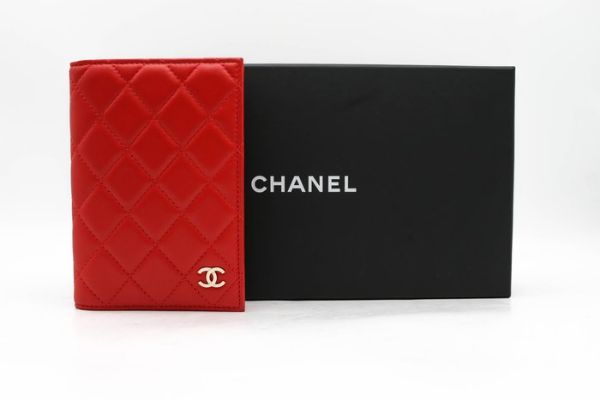 圖片 Chanel 香奈兒 A80385 經典羊皮 菱格紋 護照夾 紅 二手精品#43706