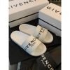 圖片 Givenchy 紀梵希 經典字母logo設計 黑色、白色 拖鞋