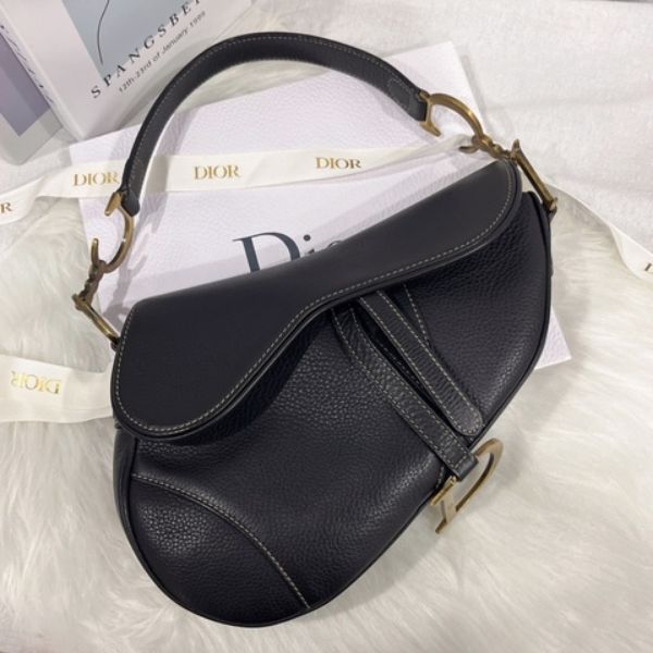 圖片 【哈極品】二手品《Christian Dior 迪奧 黑色全皮 D字 金釦 馬鞍包 手提包/肩背包》