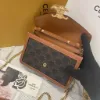 圖片 CELINE TRIOMPHE大LOGO 單層信封WOC