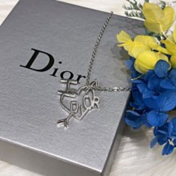 圖片 【哈極品】美品《Christian Dior 銀色 愛心DIOR字體造型項鍊/飾品》