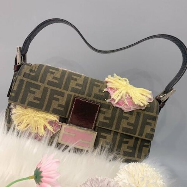 圖片 【哈極品】二手品《FENDI 老花緹花布 特殊繡花 法棍包/肩背包/手提包》