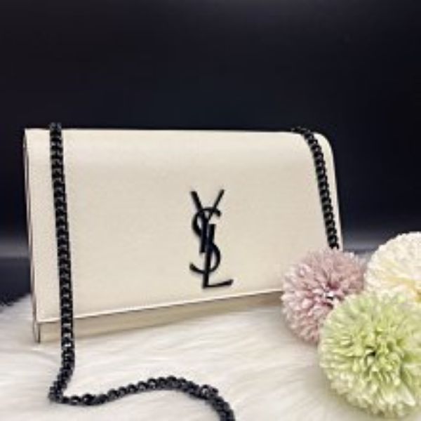 圖片 【哈極品】閒置美品《YVES SAINT LAURENT YSL 白色粒紋黑練肩背包/斜背包》