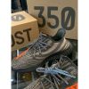 圖片 Adidas YEEZY BOOST 350 V2 Carbon Beluga HQ7045