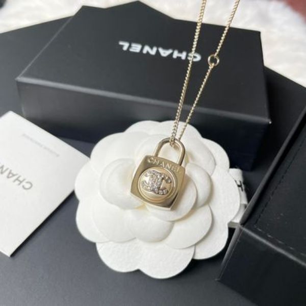 圖片 Chanel 23s 鎖頭珍珠長短鏈