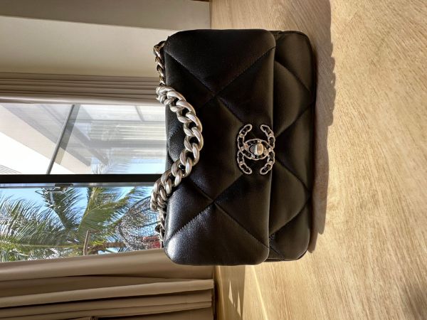 圖片 Chanel 19小號 黑銀