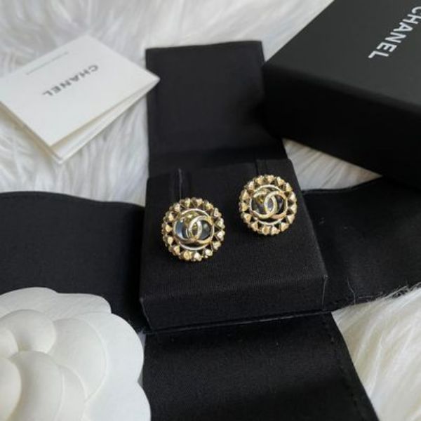 圖片 Chanel▪️愛心摩天輪  圓型耳針 