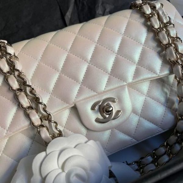 圖片 Chanel人魚姬珠光白牛皮cf