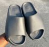 ADIDAS YEEZY SLIDE Granite 深灰 炭黑 ID4132