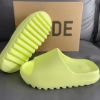 圖片 ☀Adidas Yeezy Slide “Glow Green”  蘋果綠 拖鞋 HQ6447 (顆粒面)