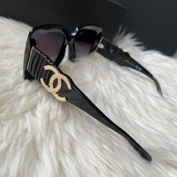 圖片 Chanel 黑金大c皺摺墨鏡