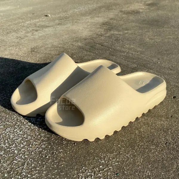 【Focus Store】現貨秒發 adidas Yeezy Slide 'Bone' FZ5897 骨白