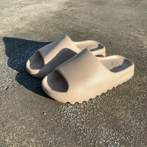 うのにもお得な adidas YEEZY Slide Pure (GW1934) 26.5cm GW1934