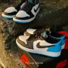 Air Jordan 1 Retro Low OG UNC CZ0790104