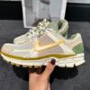 圖片 🌵NIKE ZOOM VOMERO 5 沙漠綠洲 復古 休閒跑鞋 FQ6868-181