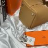 圖片 Hermès Picotin Lock 餅乾色銀釦菜籃子 18cm