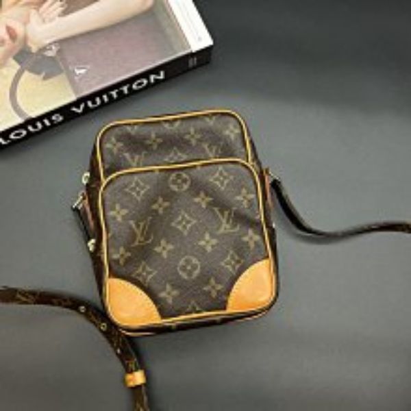 圖片 【哈極品】美品《Louis Vuitton LV 老花字紋 中古VINTAGE 直立式日字子母航空包/斜背包/肩背包》