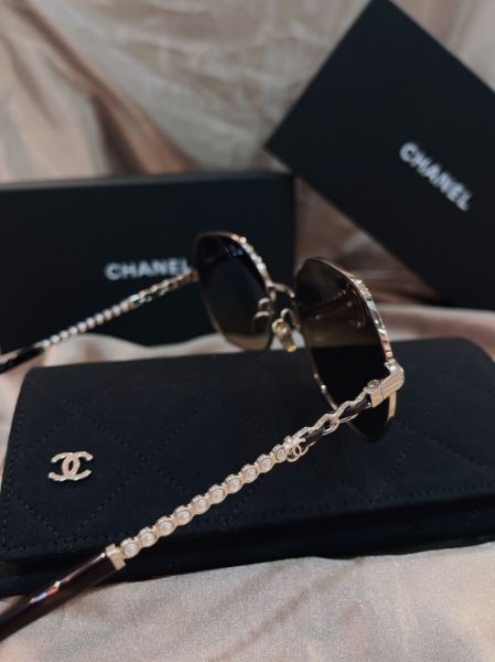 圖片 【預購】麗睛眼鏡Chanel【可刷卡分期】香奈兒 CH4281 太陽眼鏡 香奈兒皮穿鏈 珍珠 偏光太陽眼鏡 小香眼鏡