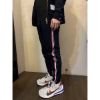 圖片 Thom Browne TB 經典背後紅白藍logo 配色 深藍 連帽外套 縮口棉褲 套裝