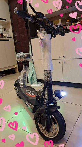 圖片 電動滑板車--電池可拆款 (油門轉把) NFC卡片鎖