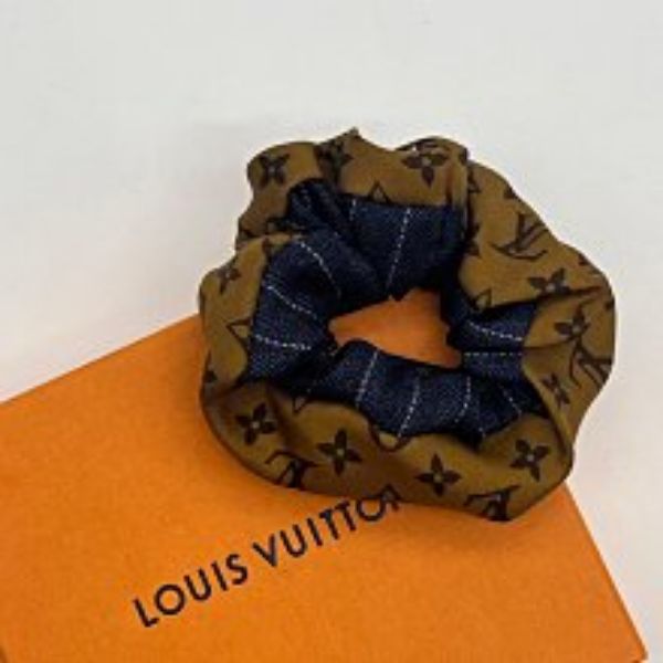 圖片 【哈極品】美品《 Louis Vuitton LV 焦糖色字紋雙面拼接真絲髮圈/髮飾》