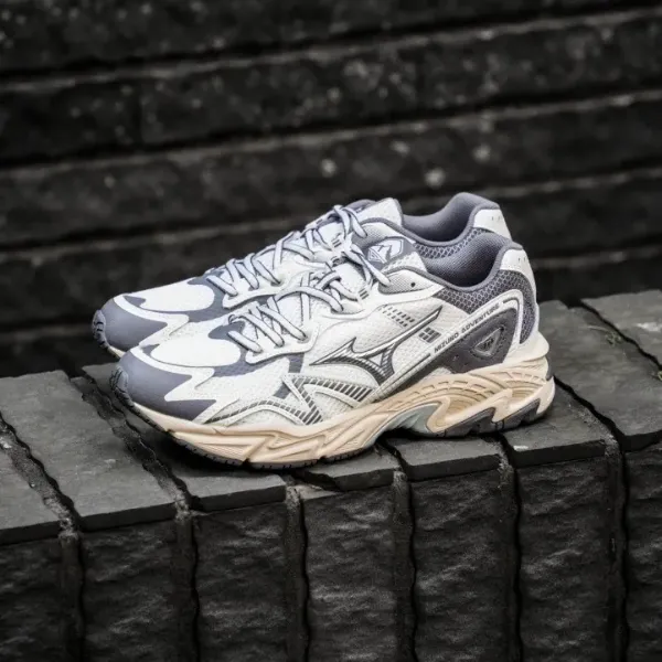 Mizuno Adventure Twe "grey" 復古跑鞋 灰色 D1GH230101