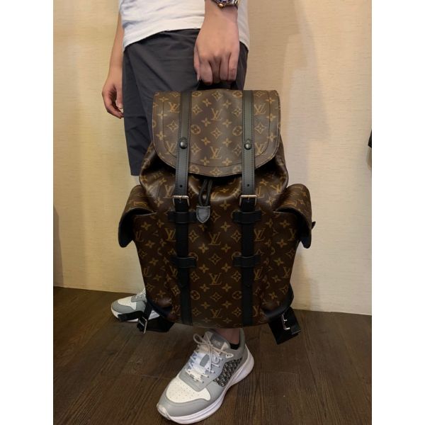 圖片 Louisvuitton Lv 黑灰色 、咖啡色老花拼接配色 男生後背包 