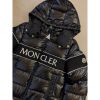 圖片 Moncler 刺繡字母搭配 青年款 黑色 羽絨外套