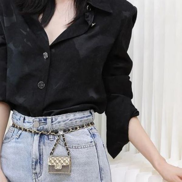 圖片 Chanel 21春夏限量款黑金編織金屬 CF 腰鍊