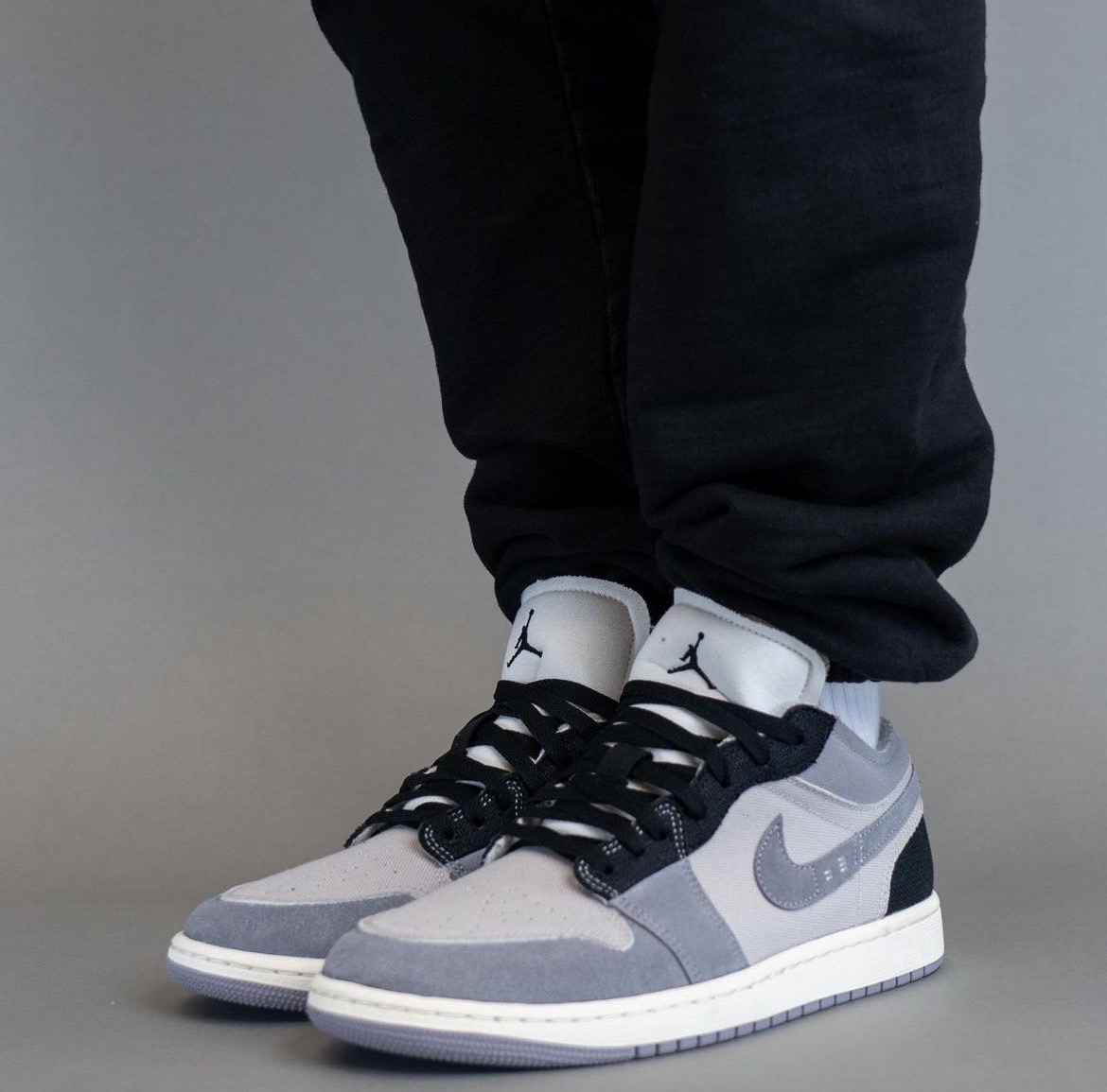 限定価格セール！】 Nike Air Jordan 1 Low SE Craft Cement Grey 28cm