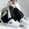 圖片 NIKE AIR FORCE 1 全白黑勾 鐵牌 女鞋 DD8959-103