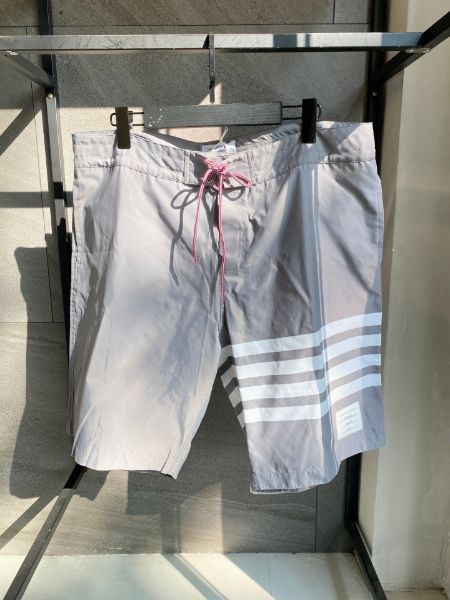 圖片 THOM BROWNE 海灘褲 灰4號